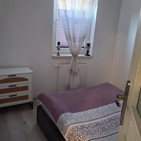 Maly Kwadrat Apartman *